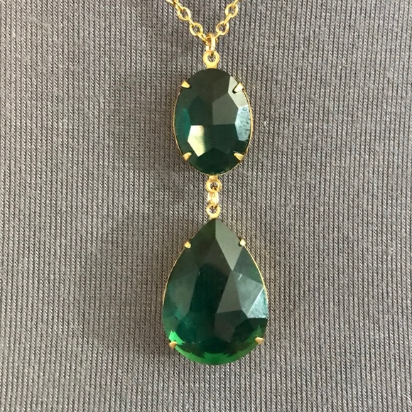 Witches of East End Handmade Replica of Wendy’s Teardrop Double Emerald Necklace - Picture 4 of 14